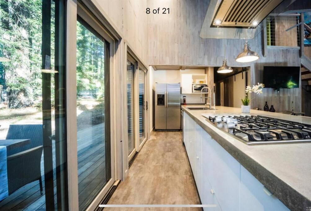 Modern House W. Fast Internet In 1 Acre Land Villa Occidental Exterior photo